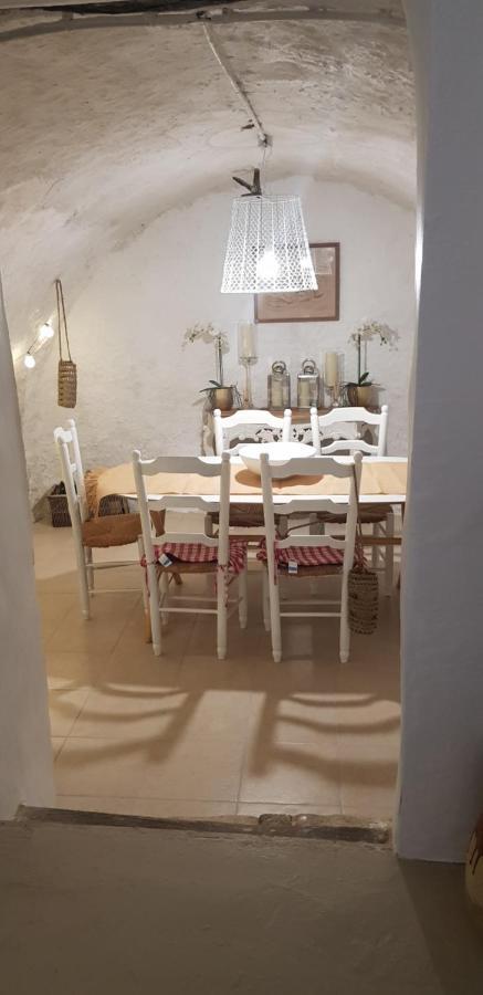 Jolie Maison De Ville La Petite Magnanerie La Roque-d'Antheron Εξωτερικό φωτογραφία